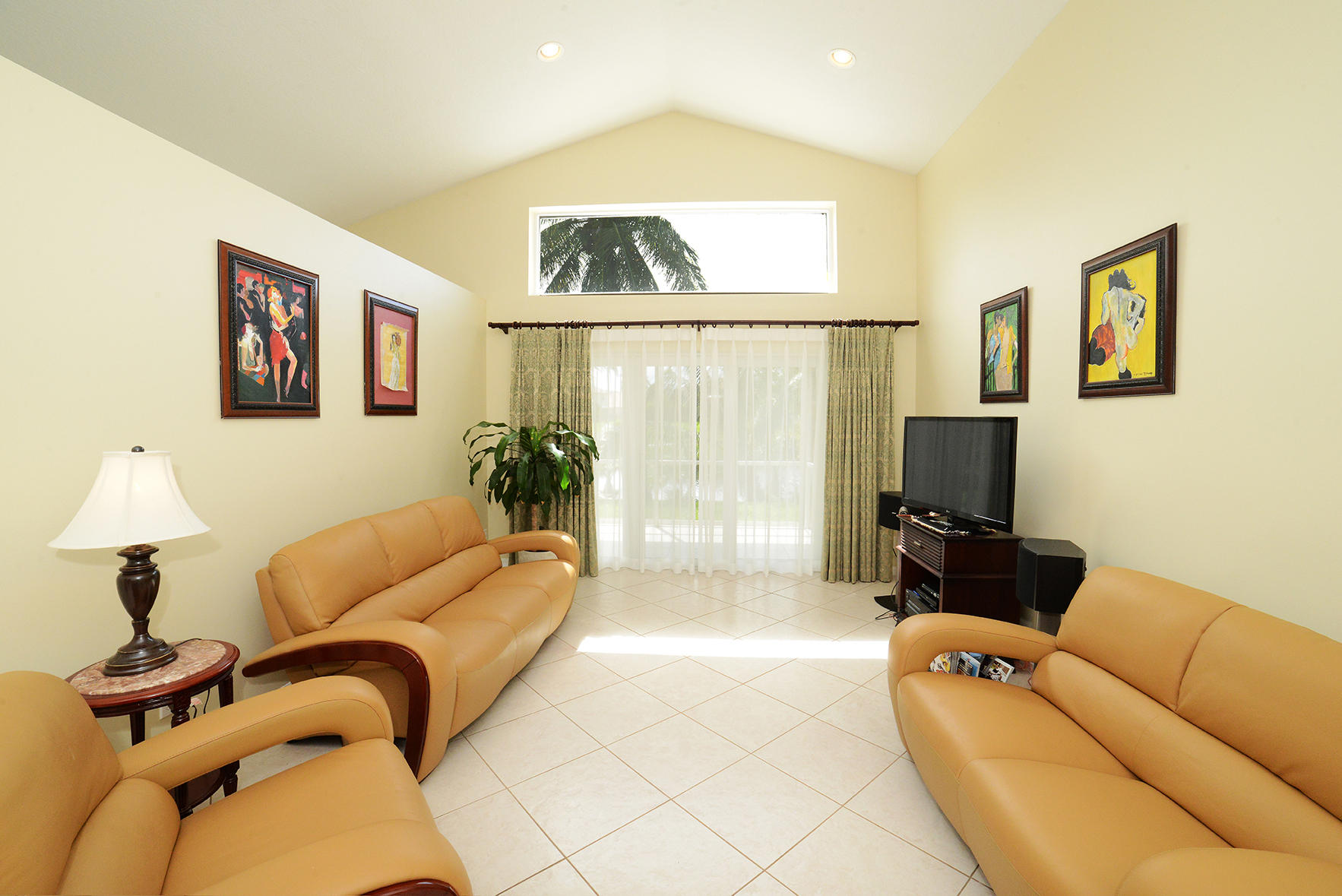23399 Serene Meadow Drive South Boca Raton, FL 33428 - Photo 8 of 23 Living Room