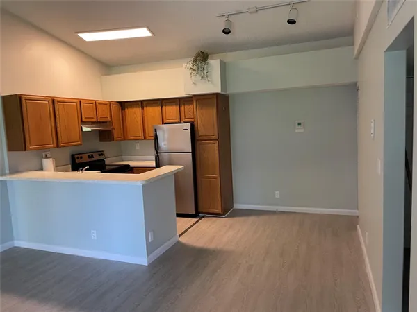 $2,000 | 751 Lyons Road, Unit 18204, Coconut Creek, FL 33063