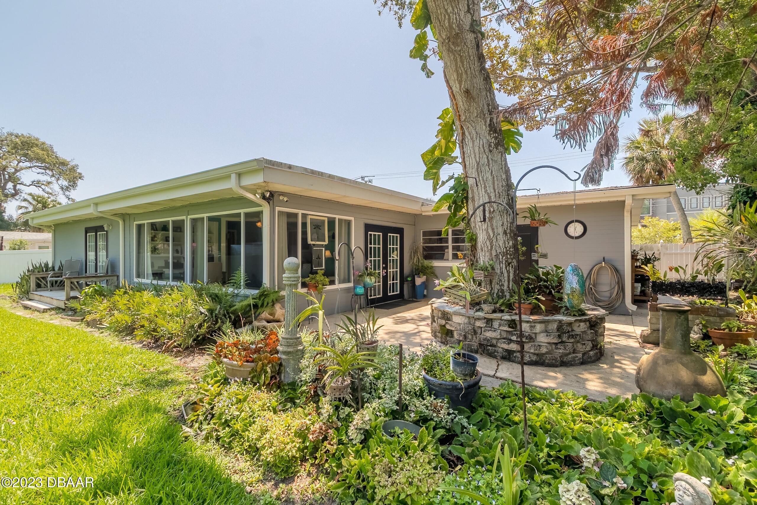 39 Amsden Road Ormond Beach, FL 32176 - Photo 27 of 38 Rear of Home