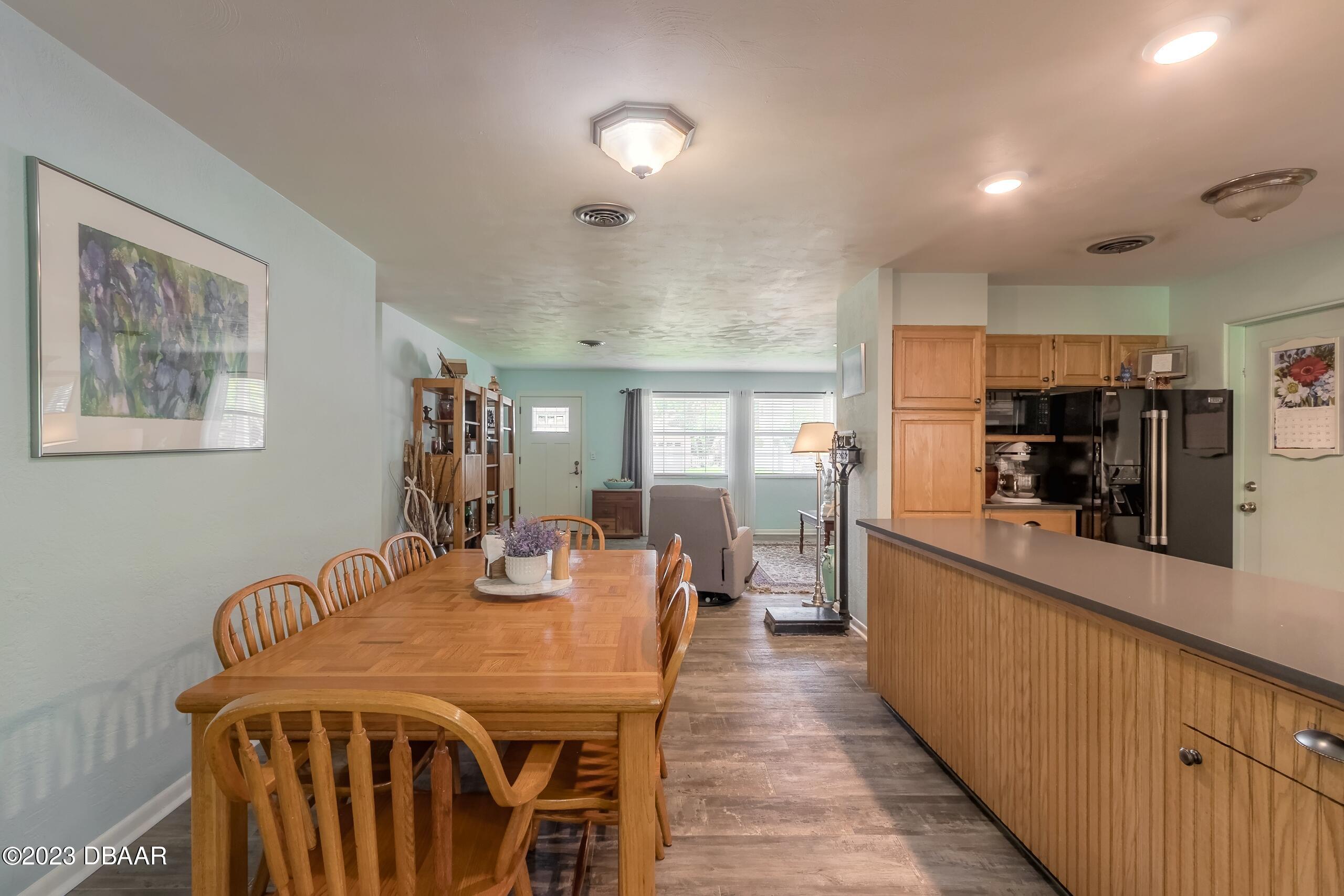 39 Amsden Road Ormond Beach, FL 32176 - Photo 7 of 38 Dining Area