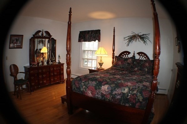 7 Crown Street Worcester, MA 01609 - Photo 28 of 37