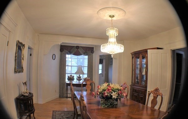 7 Crown Street Worcester, MA 01609 - Photo 9 of 37