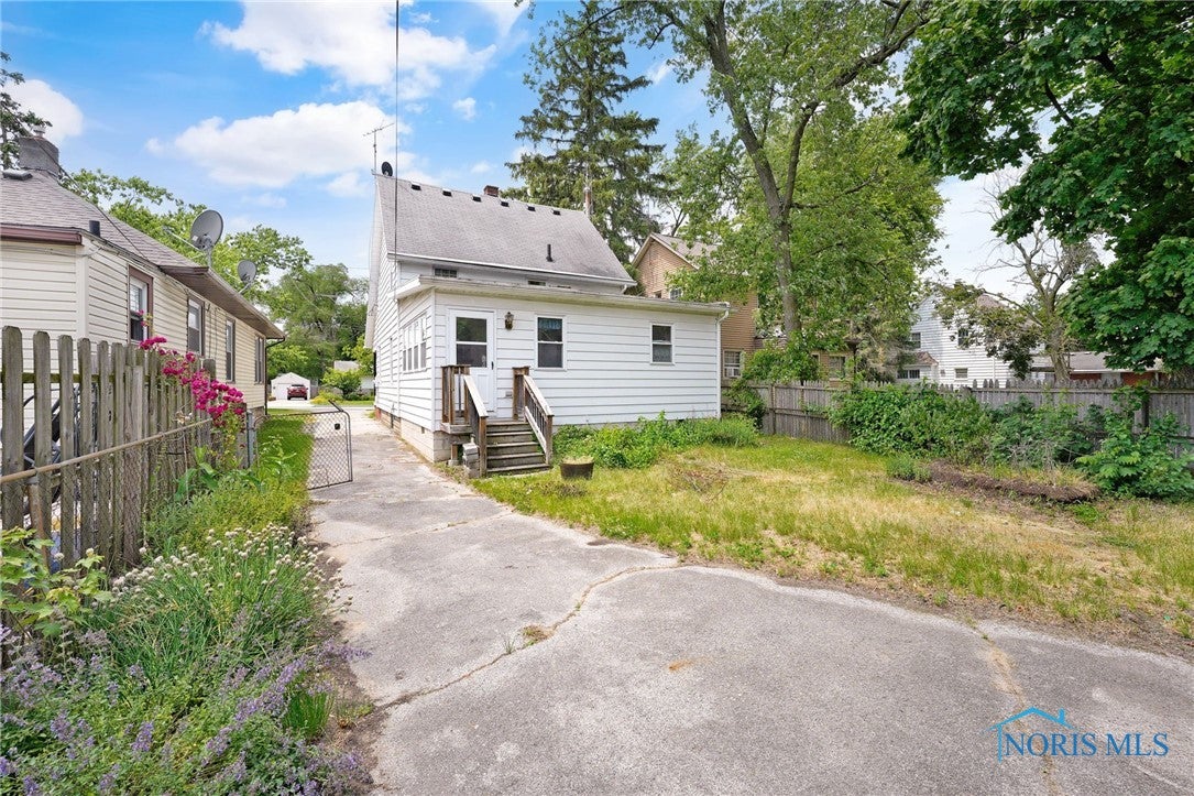 5608 Douglas Road Toledo, OH 43613 - Photo 34 of 36 Gallery Image 34