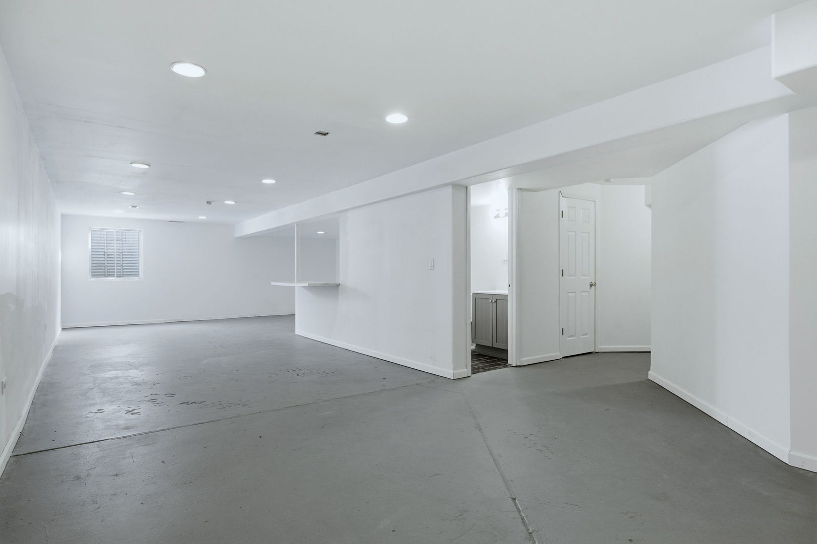 1305 Campbell Street Joliet, IL 60435 - Photo 23 of 34 a view of an empty room