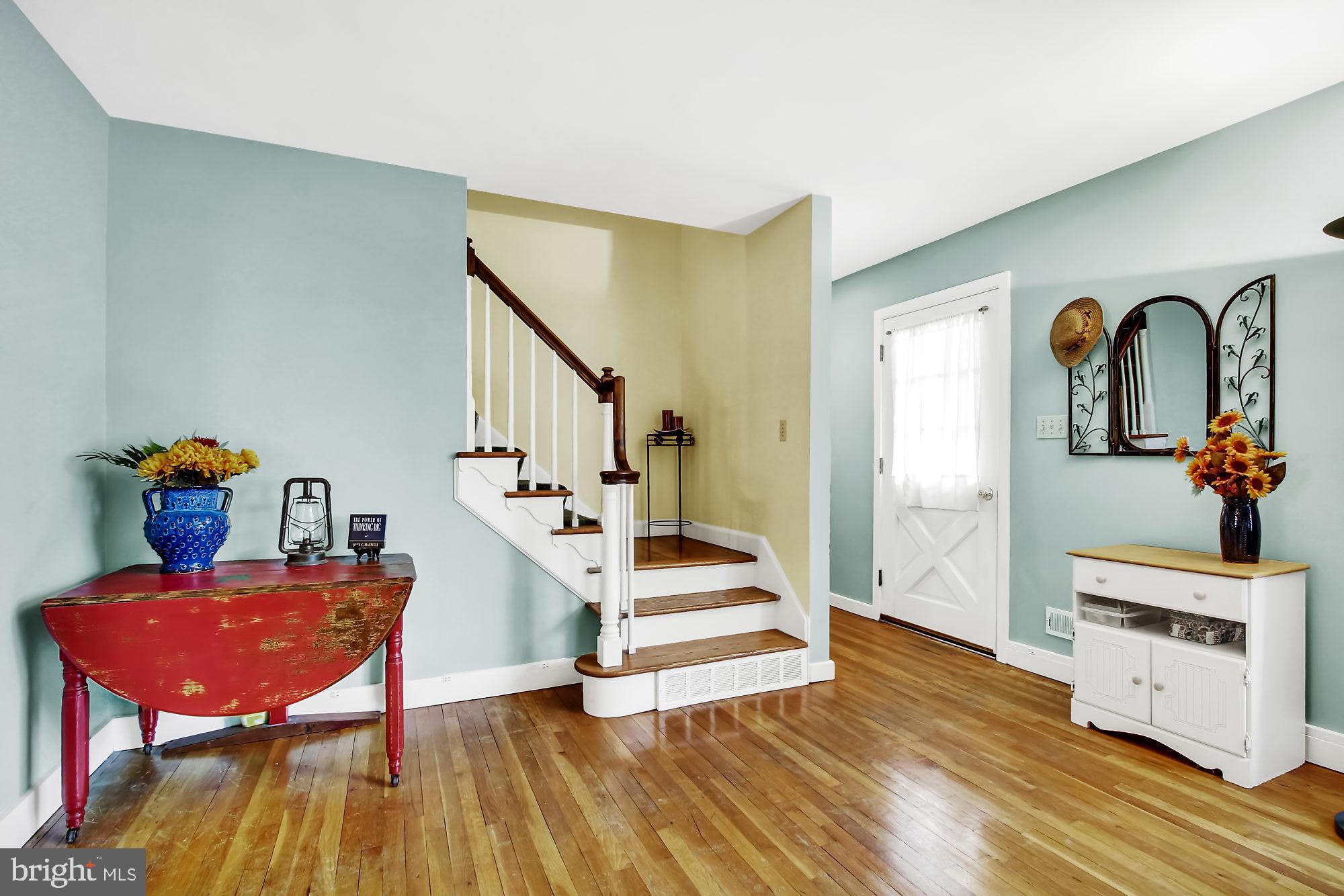 421 Appletree Road Camp Hill, PA 17011 - Photo 3 of 30 Gallery Image 3
