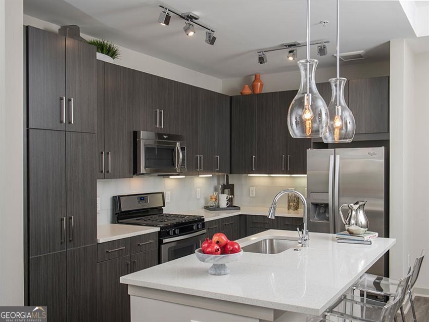 2144 Peachtree Road, Unit 420 Atlanta, GA 30309 - Photo 4 of 37