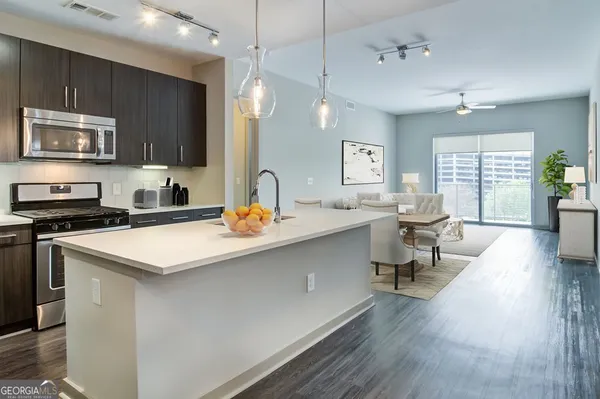 $3,047 | 2144 Peachtree Road, Unit 813, Atlanta, GA 30309