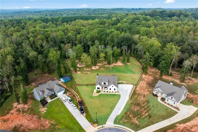 $589,999 | 240 Oakwood Drive, Commerce, GA 30529