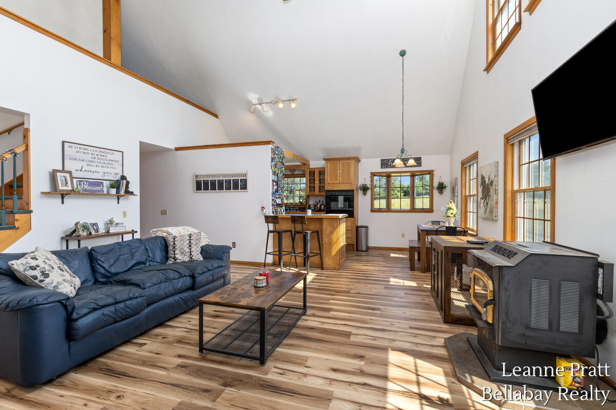 875 East Sager Road Hastings, MI 49058 - Photo 18 of 37 875-E-Sager_009