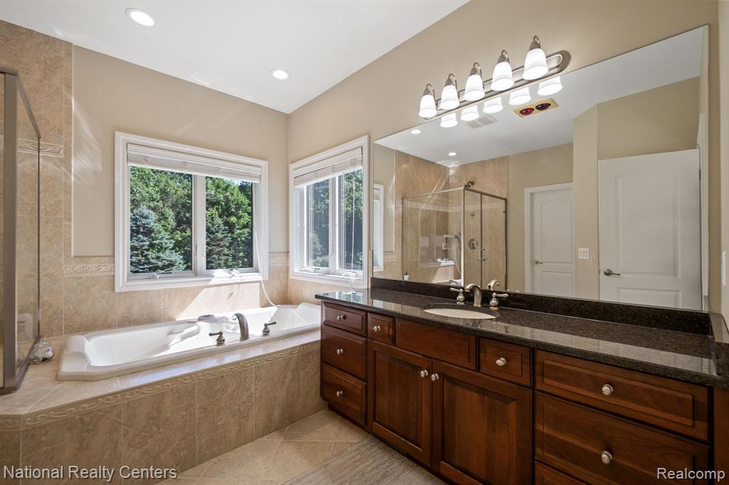 10180 Hadley Road Clarkston, MI 48348 - Photo 19 of 54