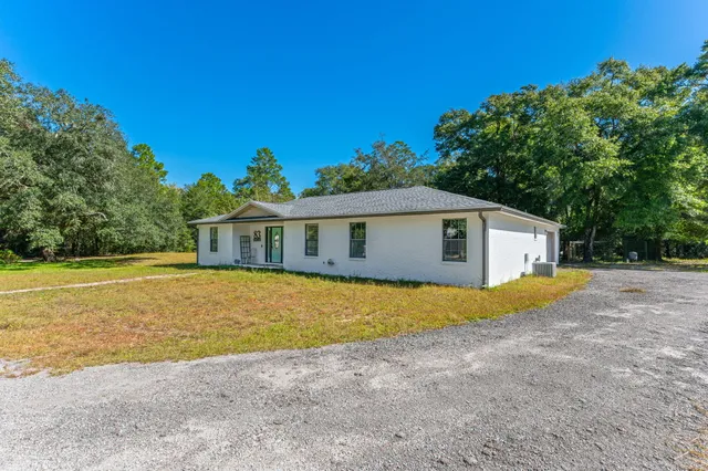 $2,300 | 83 Edgewood Drive, Freeport, FL 32439