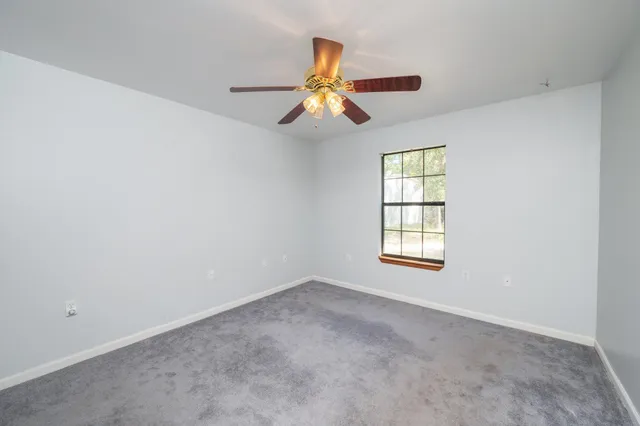$2,300 | 83 Edgewood Drive, Freeport, FL 32439