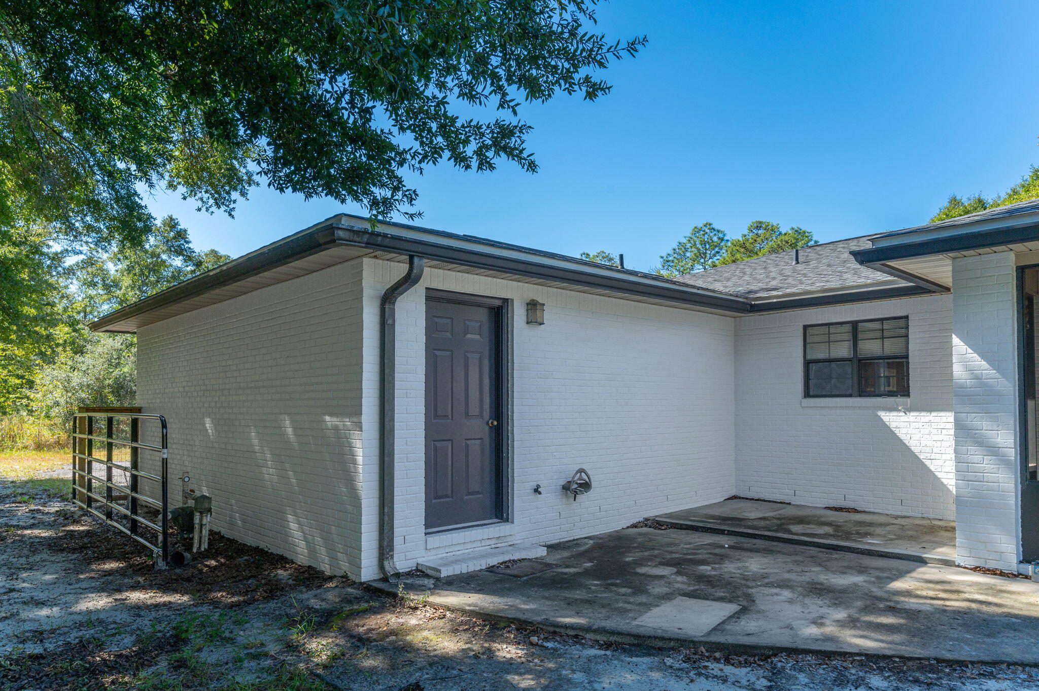 83 Edgewood Drive Freeport, FL 32439 - Photo 42 of 44 43-web-or-mls-83 Edgewood Dr Exterior-6