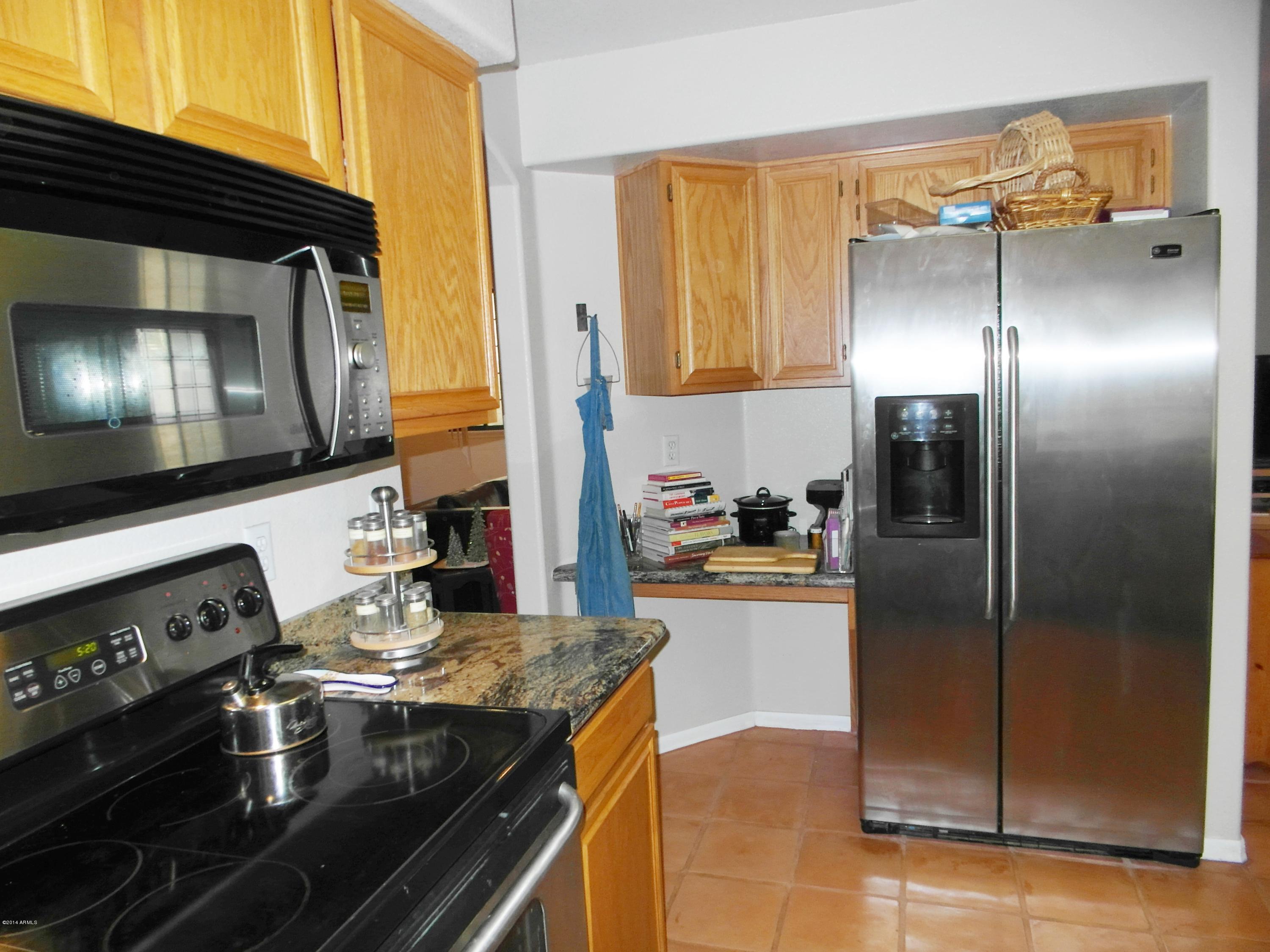 1001 East Griswold Road, Unit 35 Phoenix, AZ 85020 - Photo 14 of 39 Kitchen View 3
