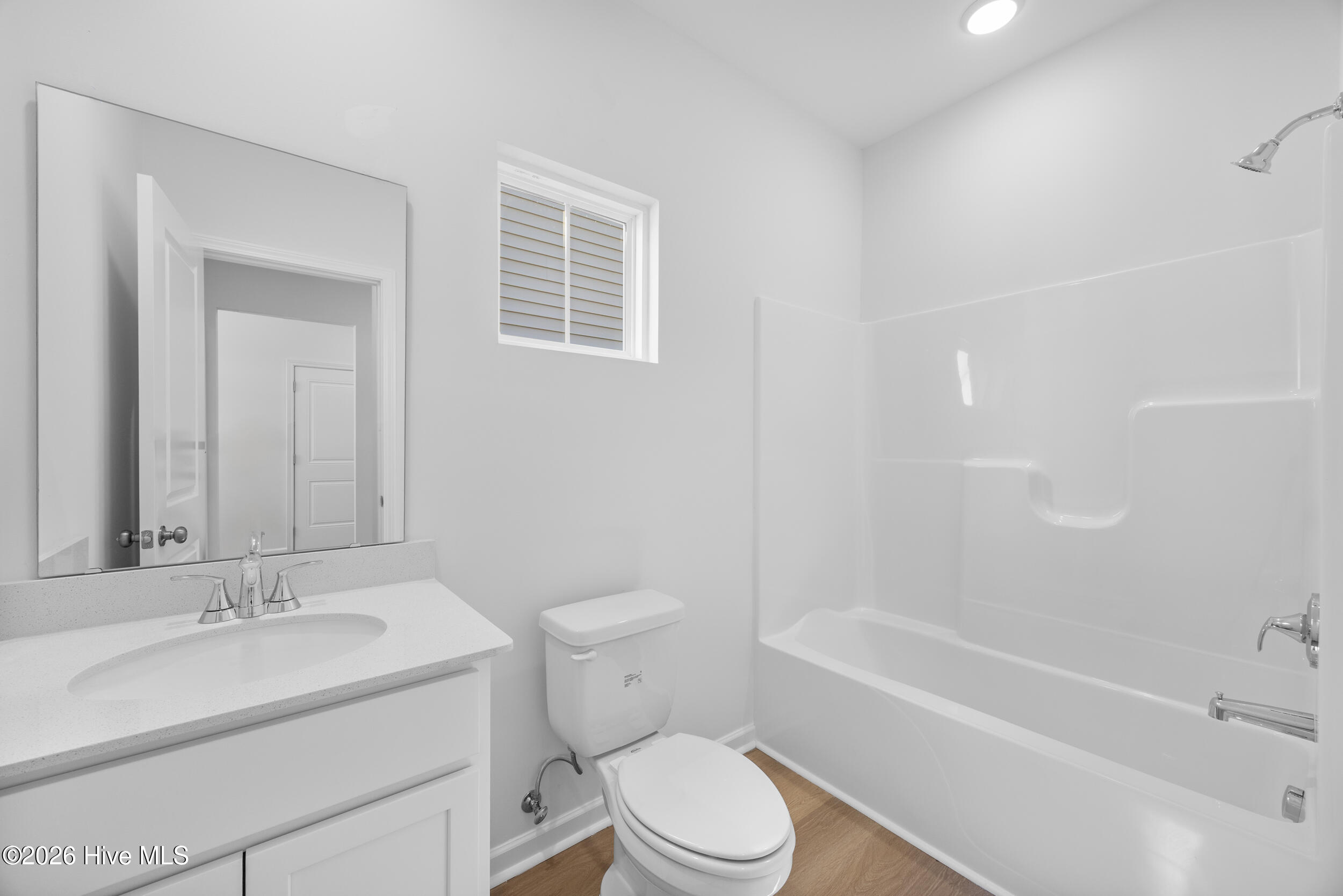 115 Brookfield Br Road, Unit 4 Hampstead, NC 28443 - Photo 28 of 35 10_bathroom