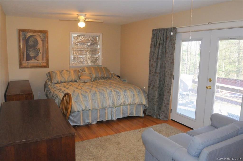 63 Tuttle Road Hendersonville, NC 28792 - Photo 11 of 23 Gallery Image 11