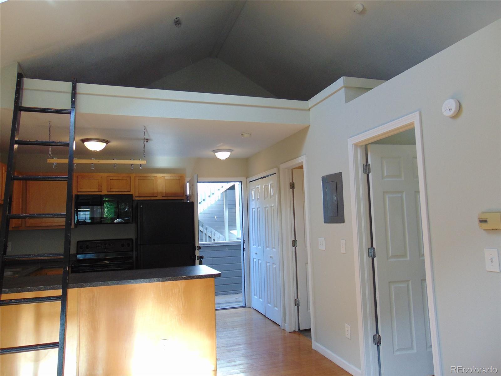 1405 Broadway, Unit 302 Boulder, CO 80302 - Photo 13 of 31