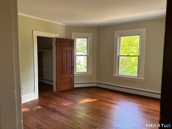 $3,750 | 380 North Main Street, Suffield, CT 06078