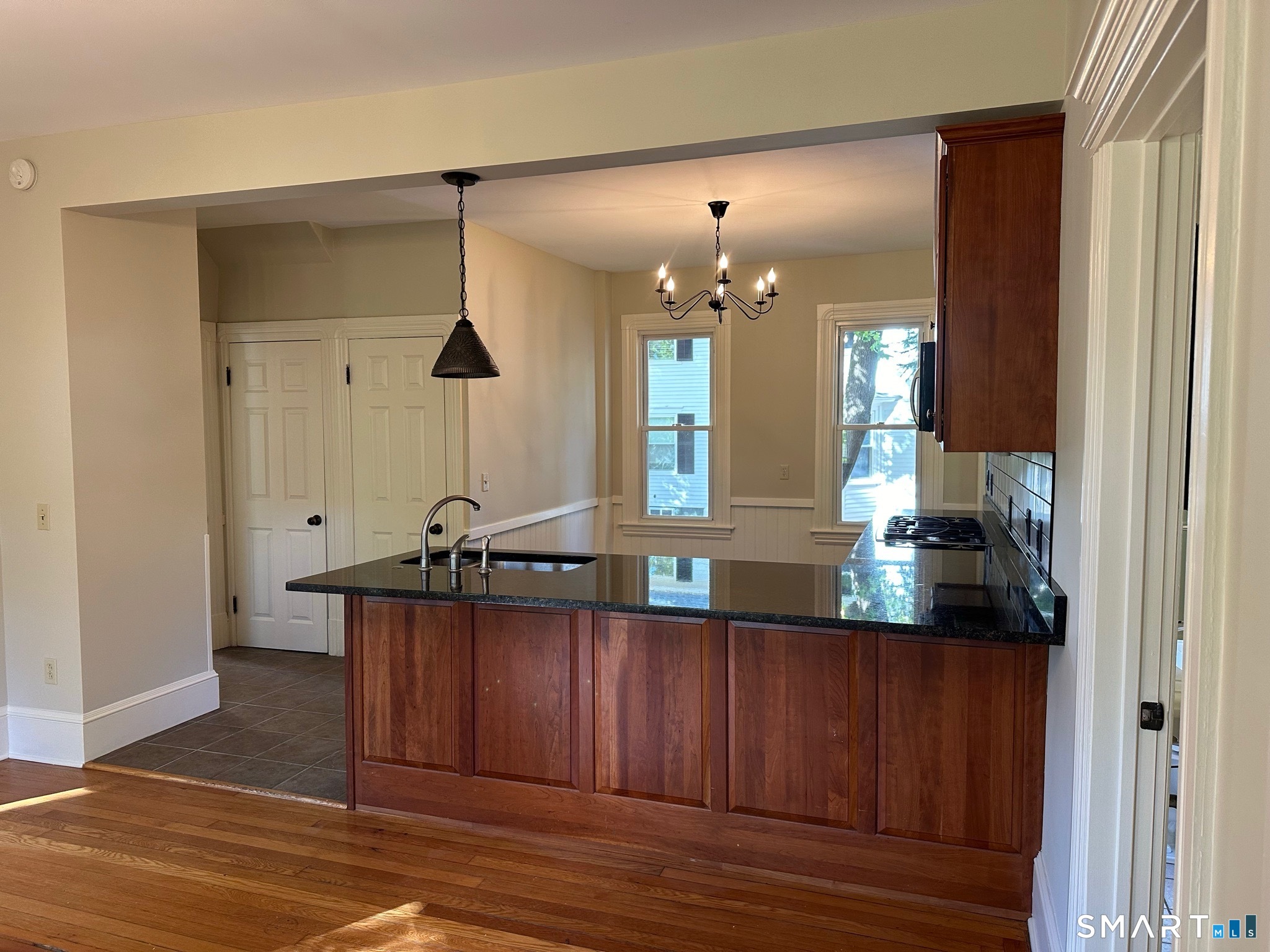 380 North Main Street Suffield, CT 06078 - Photo 3 of 23