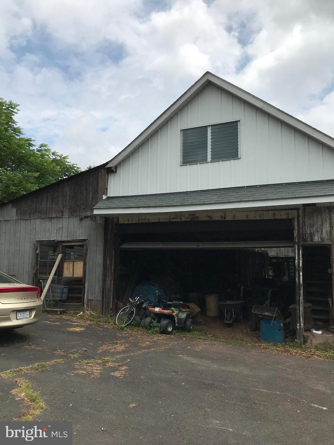 805 Callowhill Road Perkasie, PA 18944 - Photo 8 of 11 Garage and Workshop