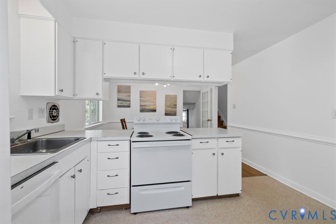 2817 Lito Road Glen Allen, VA 23060 - Photo 8 of 32 Kitchen