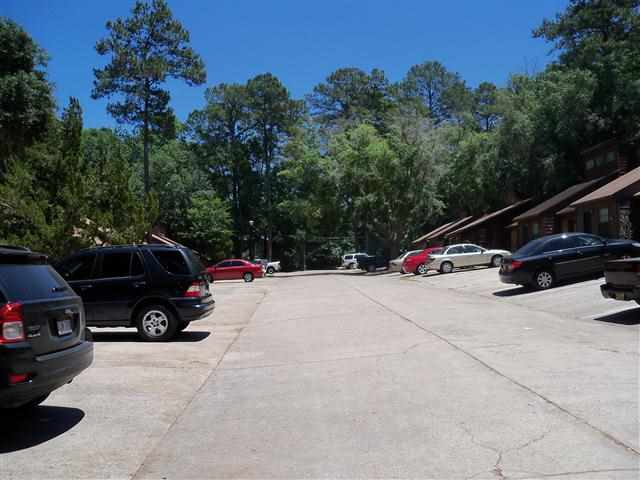 1296 High Road Tallahassee, FL 32304 - Photo 9 of 11