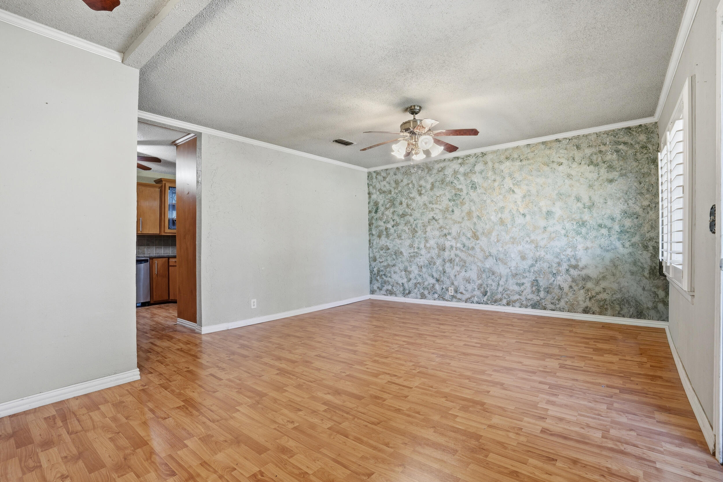 1020 South 14th Street Slaton, TX 79364 - Photo 5 of 20 6_dsc05520