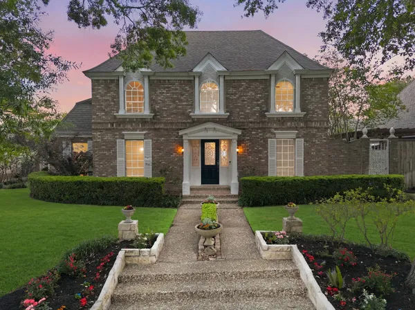 $660,000 | 15814 Fleetwood Oaks Drive, Houston, TX 77079