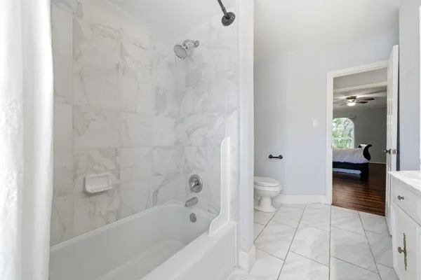 $660,000 | 15814 Fleetwood Oaks Drive, Houston, TX 77079