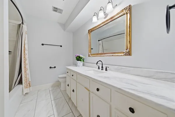 $660,000 | 15814 Fleetwood Oaks Drive, Houston, TX 77079