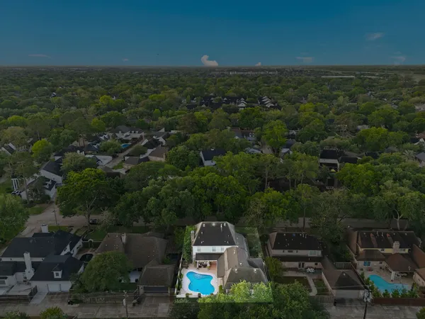 $660,000 | 15814 Fleetwood Oaks Drive, Houston, TX 77079
