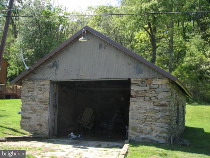 5301 Shookstown Road Frederick, MD 21702 - Photo 4 of 20 Exterior (General)