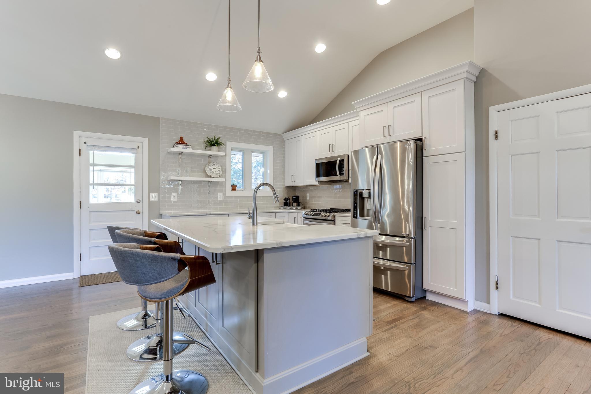 3714 Meadowvale Road Ellicott City, MD 21042 - Photo 6 of 34 Gourmet Kitchen