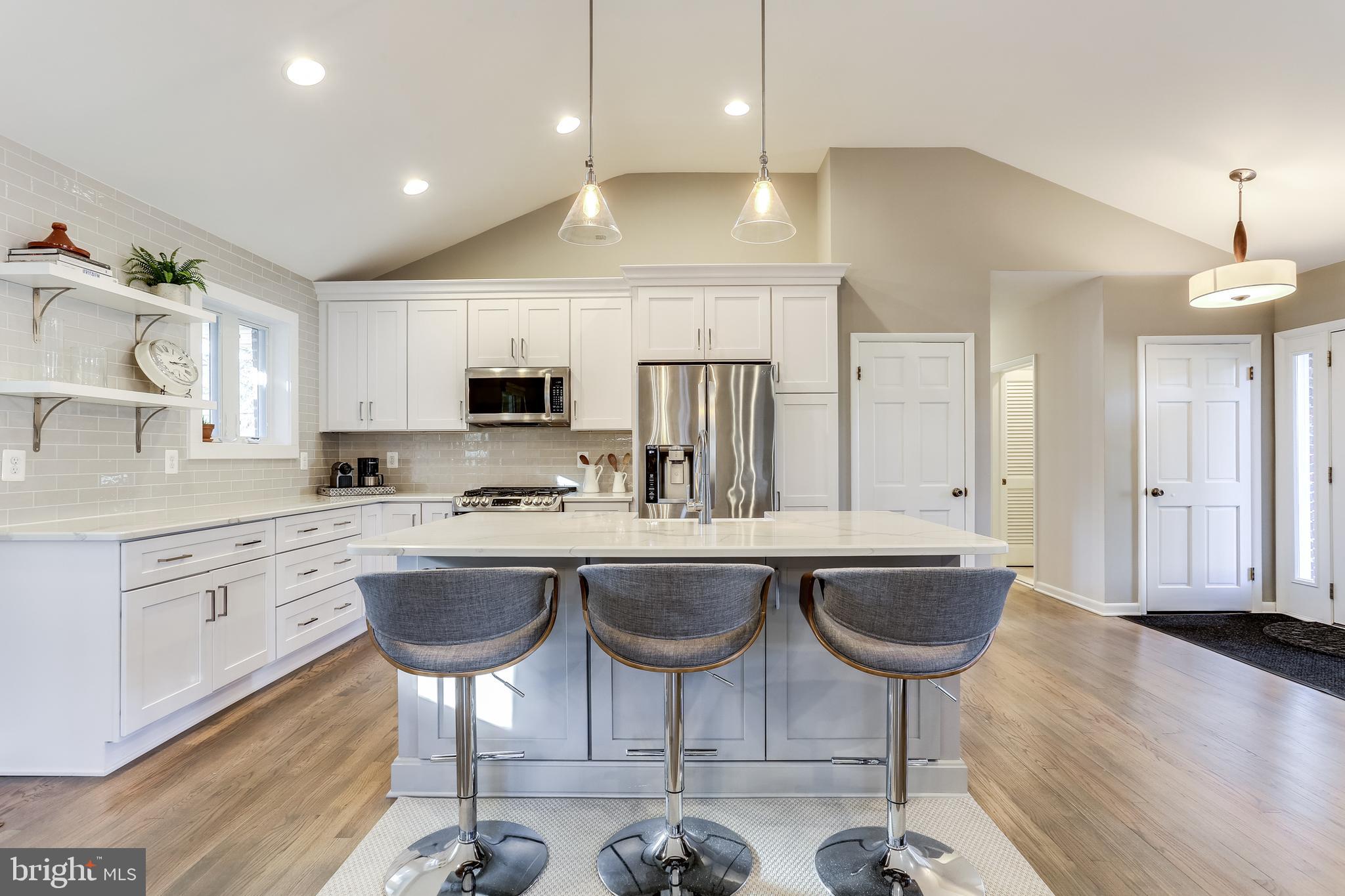 3714 Meadowvale Road Ellicott City, MD 21042 - Photo 7 of 34 Gourmet Kitchen