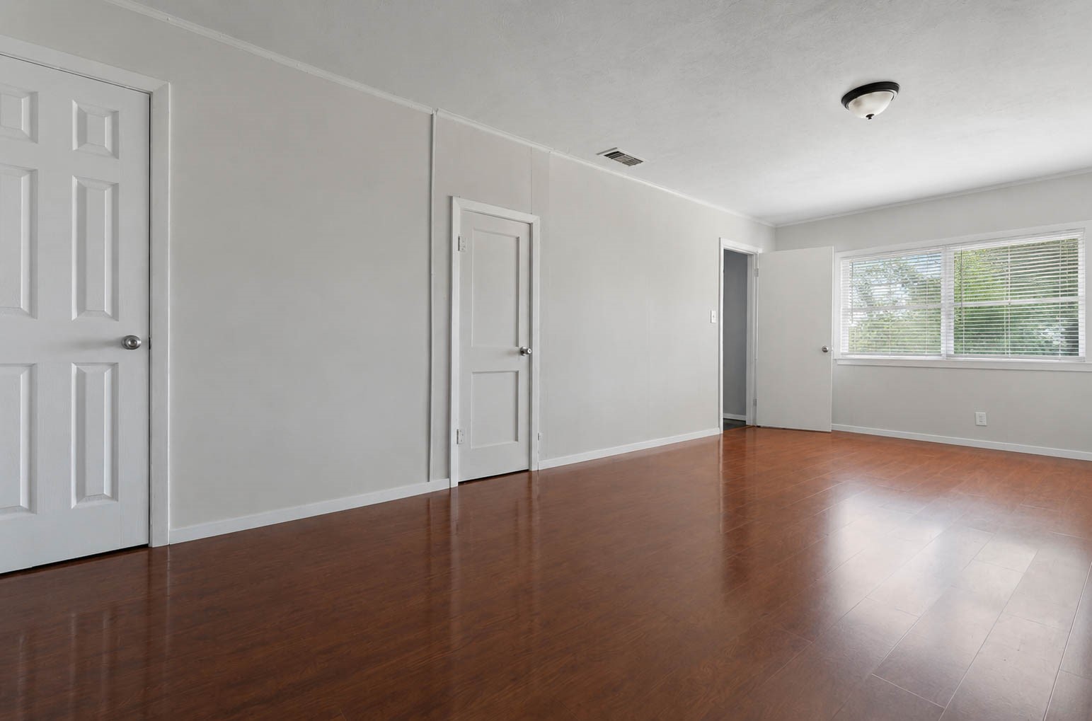 7217 Parker Road Houston, TX 77016 - Photo 7 of 17 Gallery Image 7