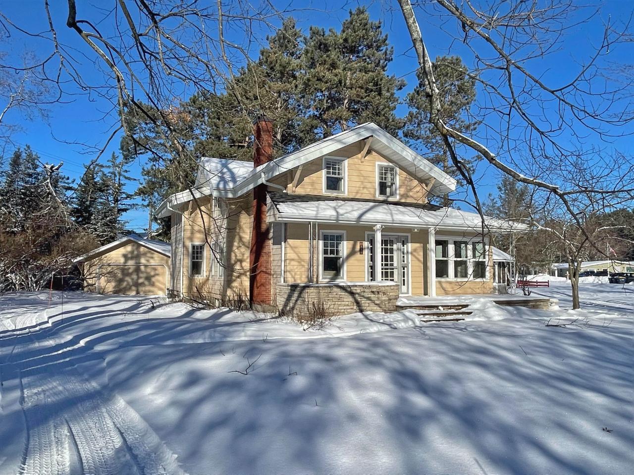 811 Silver Lake Road Eagle River, WI 54521 - Photo 1 of 27 Gallery Image 1
