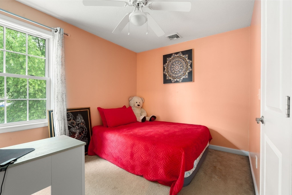86 Granby Street Springfield, MA 01108 - Photo 20 of 40
