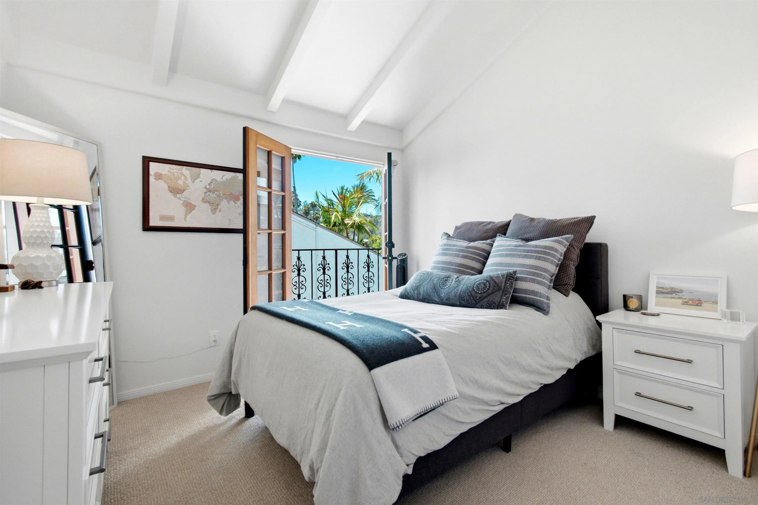 137 Via Coronado Rancho Santa Fe, CA 92091 - Photo 34 of 69 Gallery Image 34