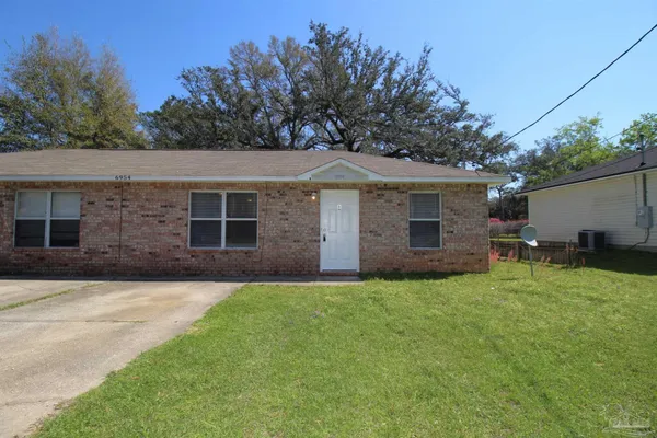 $1,175 | 6954 Woodley Drive, Unit B, Pensacola, FL 32503