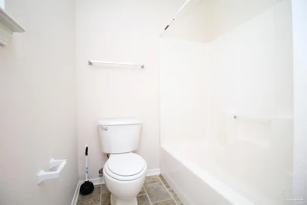 $1,175 | 6954 Woodley Drive, Unit B, Pensacola, FL 32503