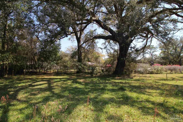 $1,175 | 6954 Woodley Drive, Unit B, Pensacola, FL 32503