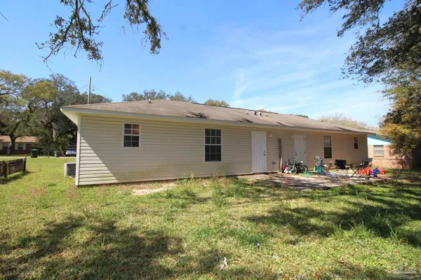 $1,175 | 6954 Woodley Drive, Unit B, Pensacola, FL 32503