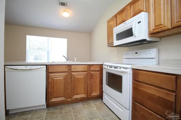 $1,175 | 6954 Woodley Drive, Unit B, Pensacola, FL 32503