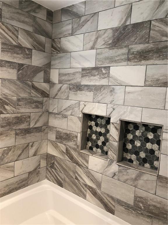 107 Ramage Road Pittsburgh, PA 15214 - Photo 7 of 15 Gallery Image 7