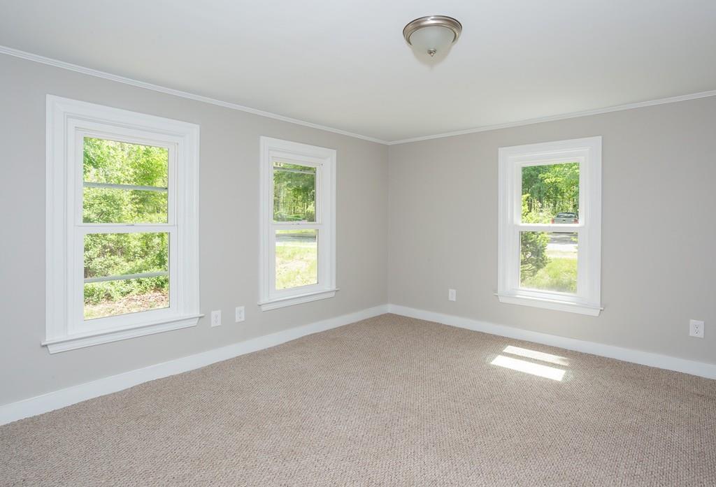 34 Plumtree Road Springfield, MA 01118 - Photo 19 of 22