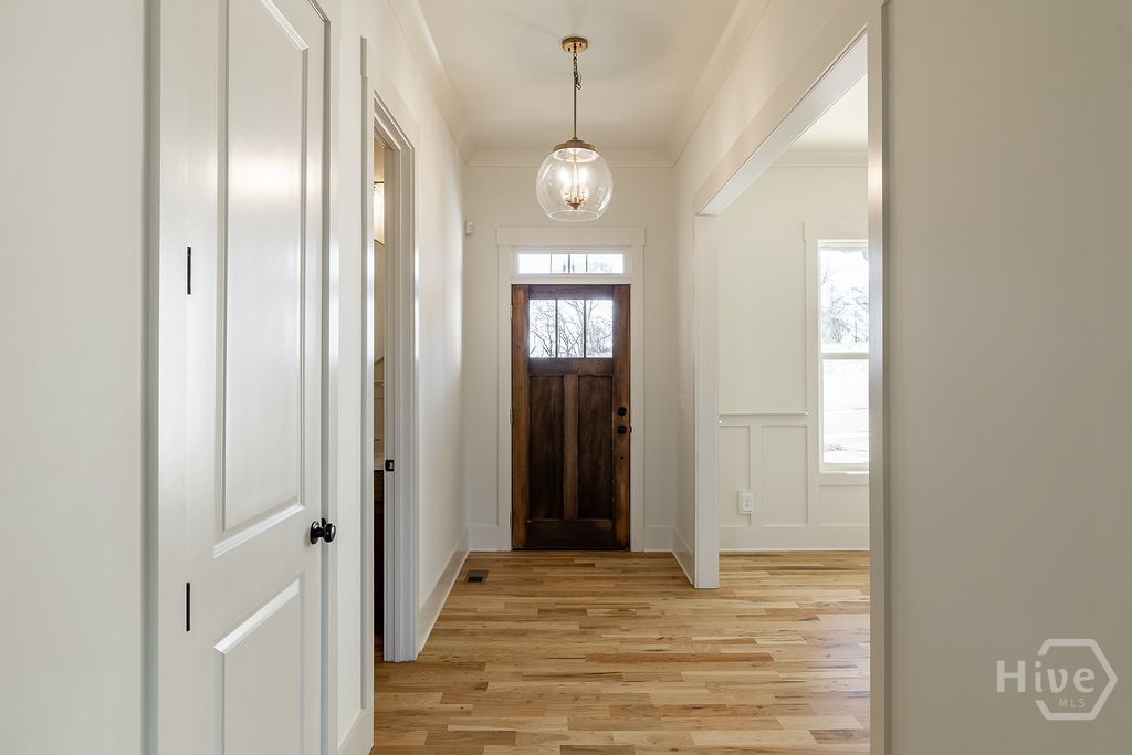 1657 Malcom Estates Ridge Bogart, GA 30622 - Photo 3 of 75