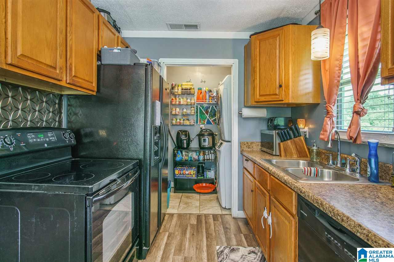 7558 Lock 17 Road Bessemer, AL 35023 - Photo 11 of 18