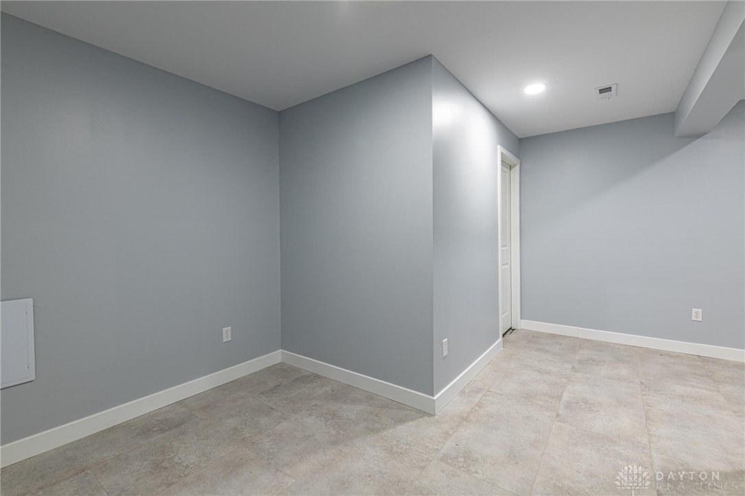 2818 Ridge View Court Xenia, OH 45385 - Photo 29 of 53