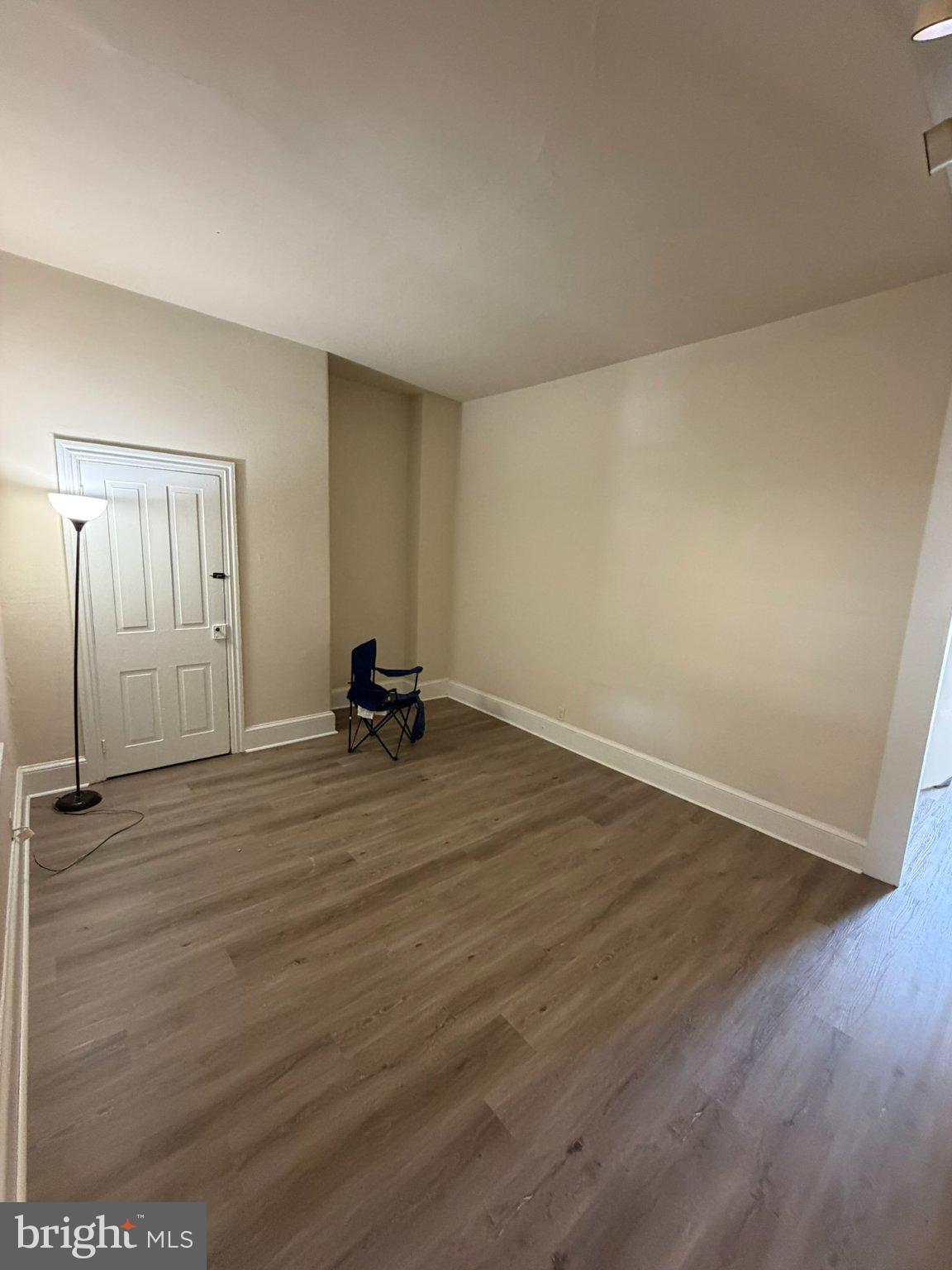 20 South 8th Street, Unit 2 Perkasie, PA 18944 - Photo 5 of 10 Spacious room with endless potential.