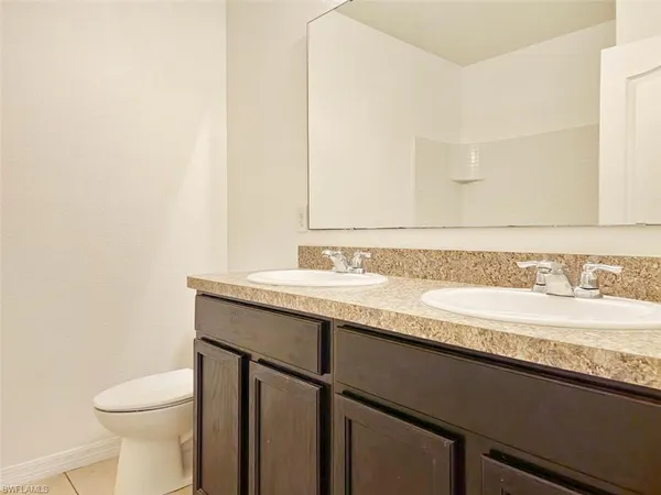 a bathroom with a bath tub